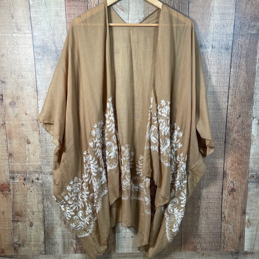 One Size Taupe White Floral Embroidered Kimono Lightweight Boho Beach Coverup